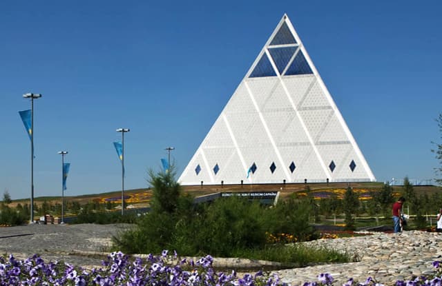 Дворец Мира и Согласия — фото 1