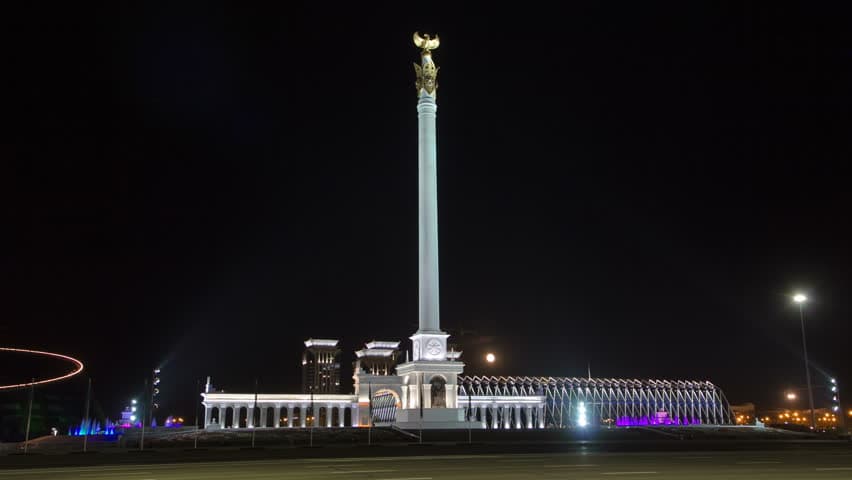 Монумент «Қазақ елі» — фото 2