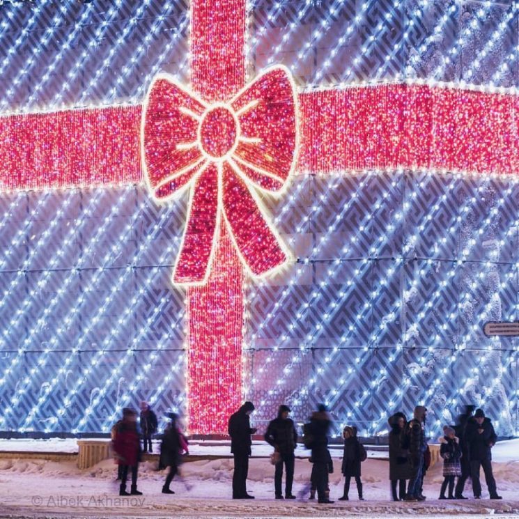 Полюбоваться новогодними инсталляциями