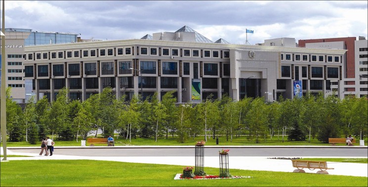 Национальную академическую библиотеку